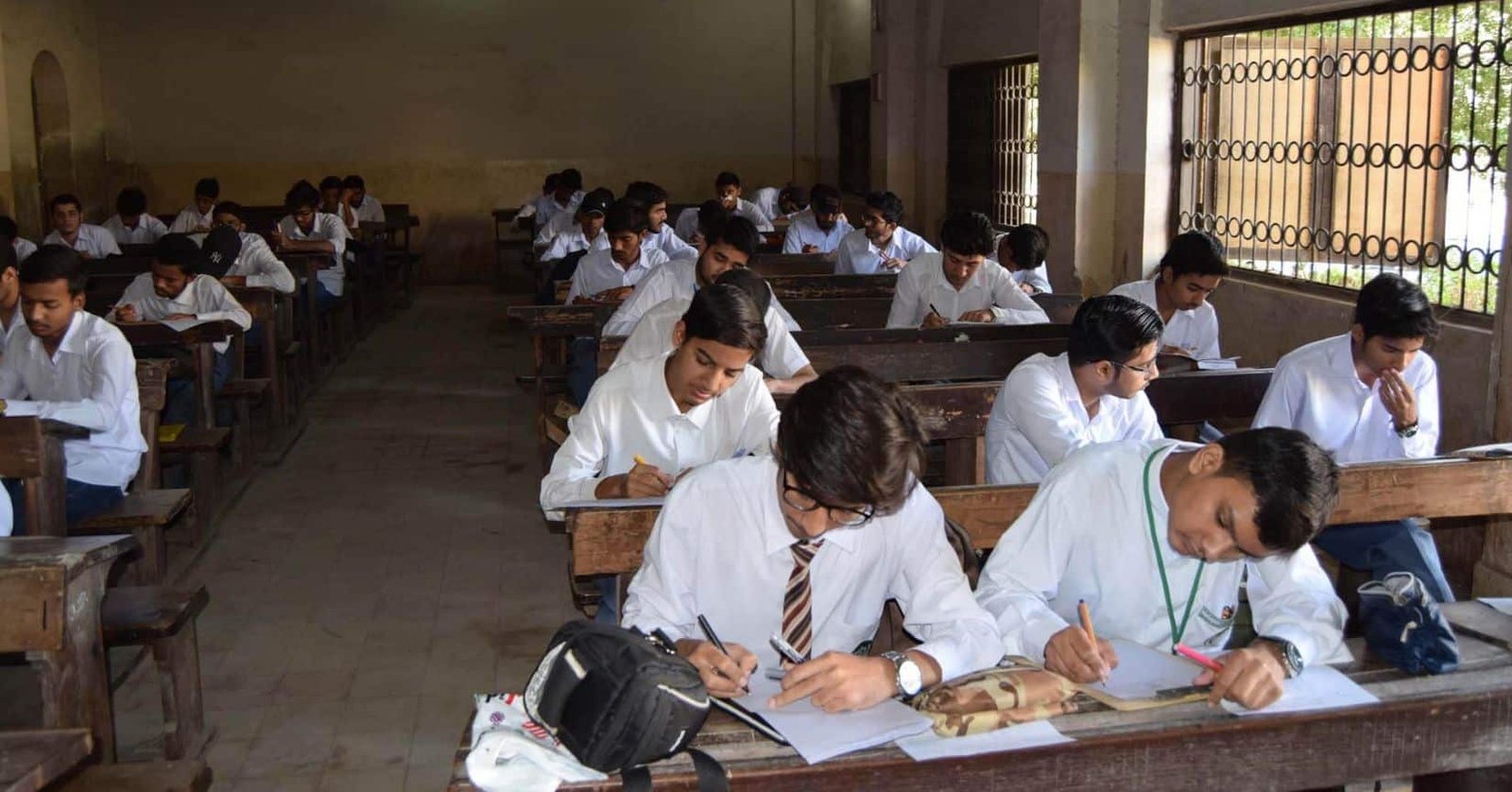 Karachi Intermediate Students Summoned in Result Scam