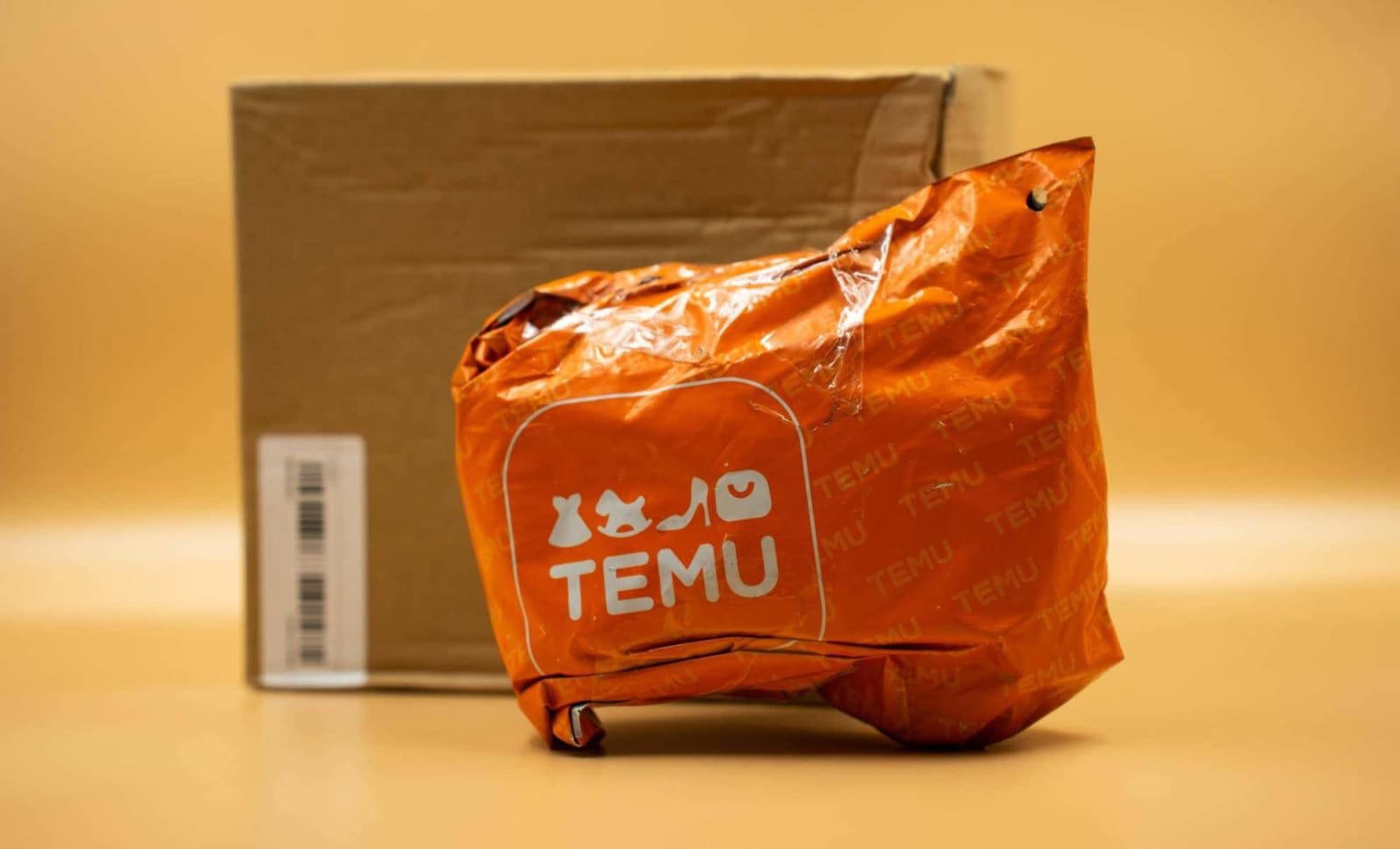 PTA Gets CCP-Forwarded Request to Ban Buyer Favorite Temu in Pakistan